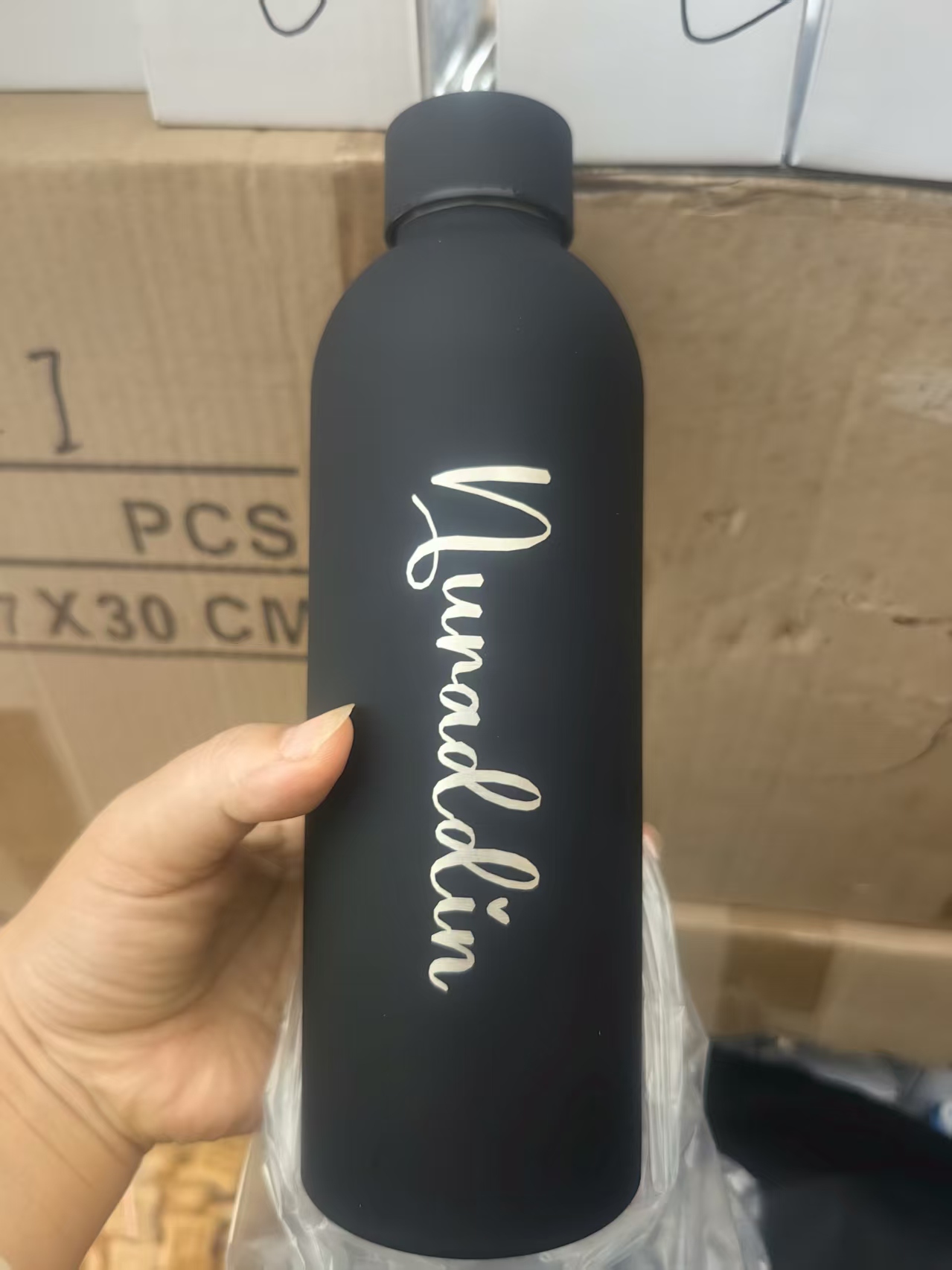カスタムロゴ入り500ml二重壁ステンレス鋼製ワイン/水/ビ - Wine Beer Logo のレビューと価格
